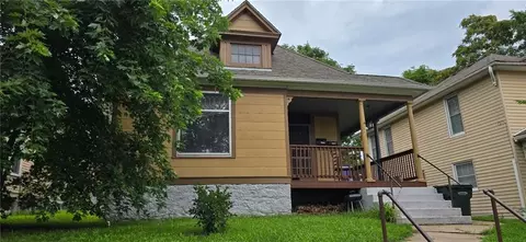 512 Miami St, Leavenworth, KS 66048