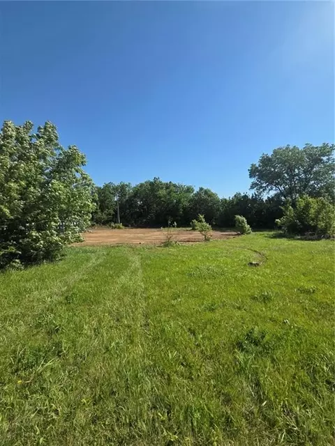 410 S Military Ave, Mulberry, KS 66756