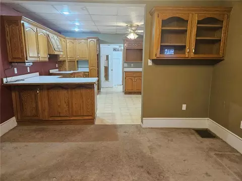 Living - 16003 E Katy Track Rd, Nevada, MO 64772 photo 5 of 6