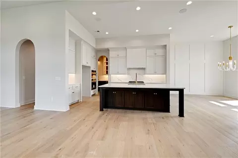 Kitchen - 24949 W 98th Pl, Lenexa, KS 66227 photo 1 of 6