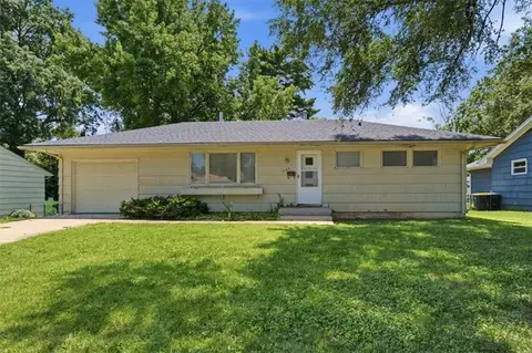 4103 E 107th St, Kansas City, MO 64137