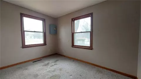 Bedroom - 207 Melvin, Arma, KS 66712 photo 3 of 4