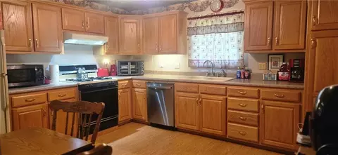 Kitchen - 207 Melvin, Arma, KS 66712 photo 1 of 1