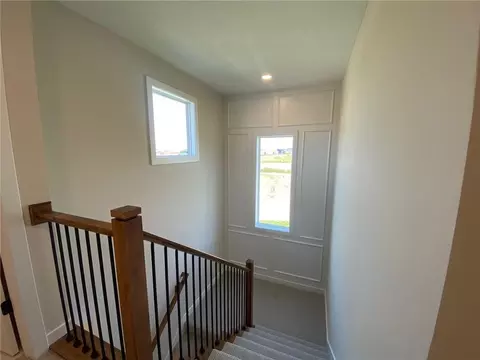 Entry Way - 18901 W 193rd Ter, Spring Hill, KS 66083 photo 4 of 6