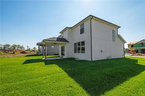 Exterior - 18901 W 193rd Ter, Spring Hill, KS 66083 photo 3 of 5