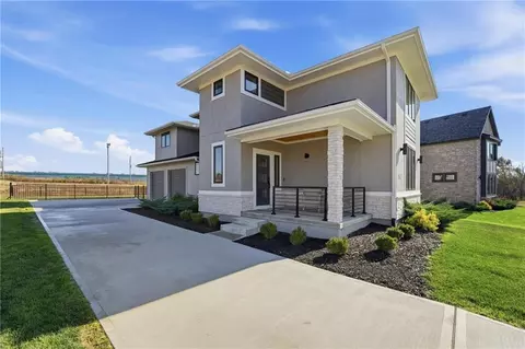 1303 Larson Ave, Warrensburg, MO 64093