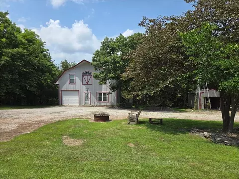30695 Uu Hwy, Warsaw, MO 65355