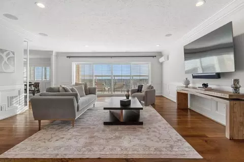 121 W 48th St #2005, Kansas City, MO 64112