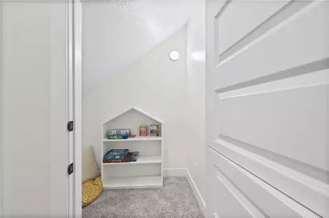 Entry Way - 1616 SW 27th St, Lees Summit, MO 64082 photo 12 of 13