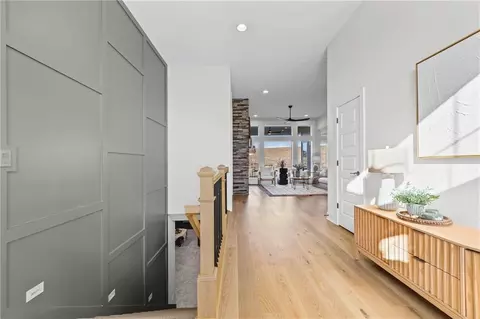 Entry Way - 1616 SW 27th St, Lees Summit, MO 64082 photo 2 of 13