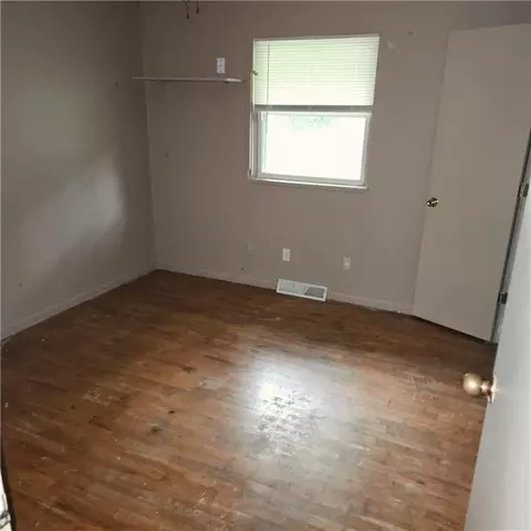 Bedroom - 415 E Buchanan St, Richmond, MO 64085 photo 3 of 3