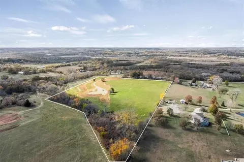 20 E Acres Ml E 1700 Rd, Lawrence, KS 66046 photo 2