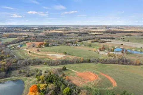 20 E Acres Ml E 1700 Rd, Lawrence, KS 66046 photo 11