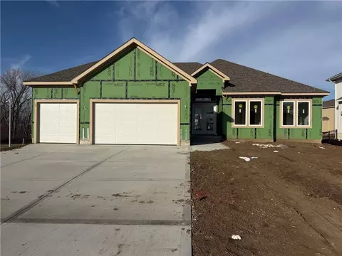 15474 W 171st Pl, Olathe, KS 66062
