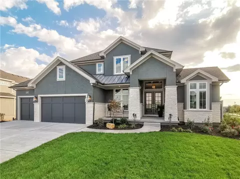15915 Glenfinnan Way, Loch Lloyd, MO 64012