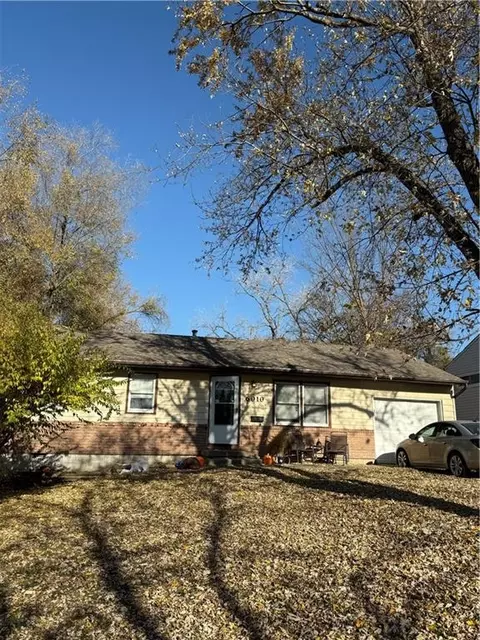 6010 E 149th St, Grandview, MO 64030