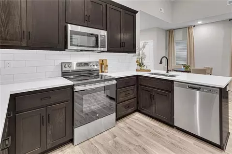 Kitchen - 5824 Hunter Ct, Raytown, MO 64133 photo 4 of 6