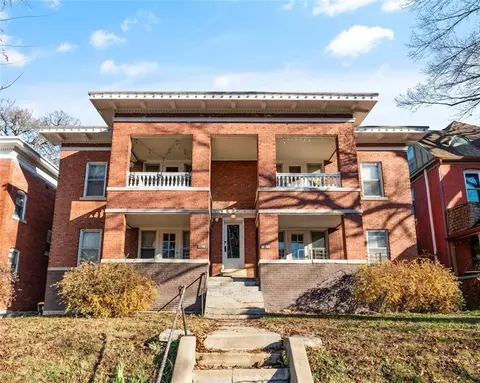 3619 Wyandotte St, Kansas City, MO 64111