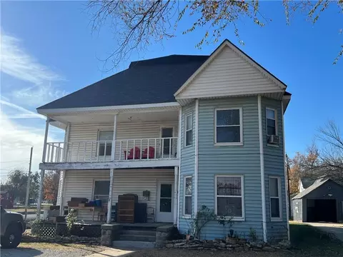 504 N Jefferson Ave, Iola, KS 66749