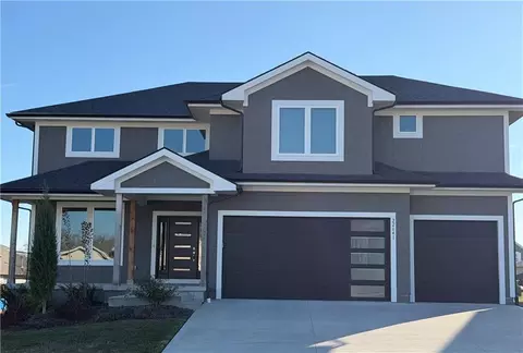 22641 W 87th Ter, Lenexa, KS 66227