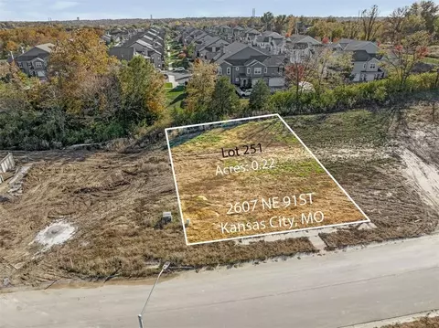 2607 NE 91st Pl, Kansas City, MO 64156