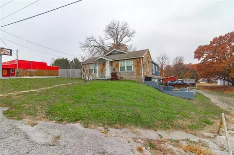 Other - 116 W Rives Rd, Clinton, MO 64735 photo 9 of 13