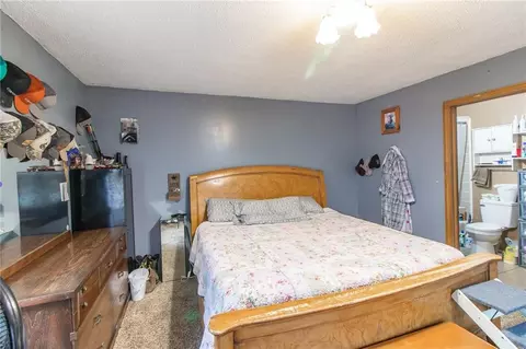 Bedroom - 116 W Rives Rd, Clinton, MO 64735 photo 2 of 3