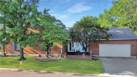 1018 Palmer Pl, Clinton, MO 64735