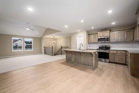 1015 2nd St, Perry, KS 66073 photo 4