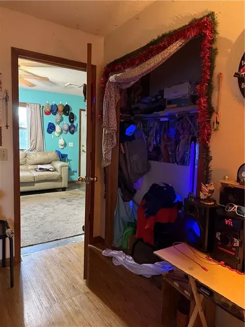 223 N Fourth St, Iola, KS 66749