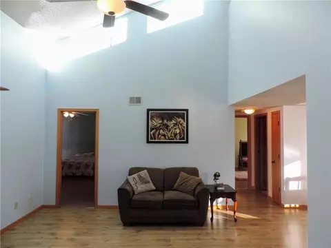 12310 E 43rd St #B10, Independence, MO 64055