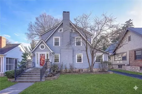 7135 Jefferson St, Kansas City, MO 64114