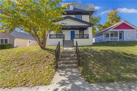 3318 Flora Ave, Kansas City, MO 64109