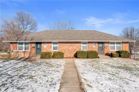 Exterior - 13598 E 39th 13600 Ct, Independence, MO 64055 photo 1 of 2