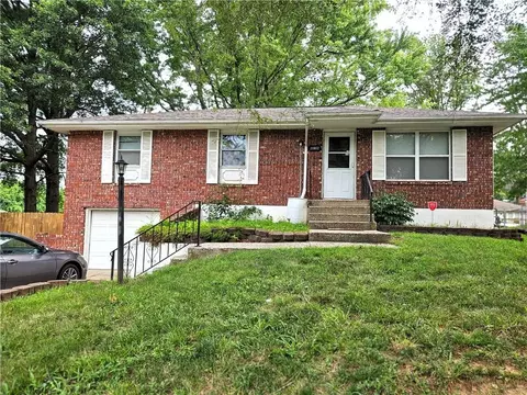 Exterior - 20802 E 13th Ter, Independence, MO 64057 photo 2 of 3