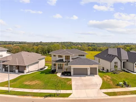 14187 S Houston St, Olathe, KS 66061