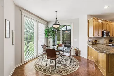Dining - 5920 NE Parks View Pl, Lees Summit, MO 64064 photo 4 of 5