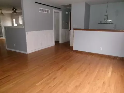 Living - 15412 E 42nd Pl, Independence, MO 64055 photo 2 of 5
