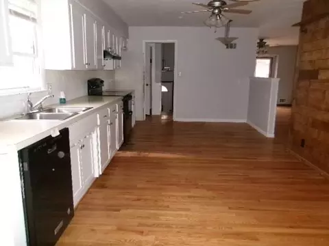 Kitchen - 15412 E 42nd Pl, Independence, MO 64055 photo 1 of 2