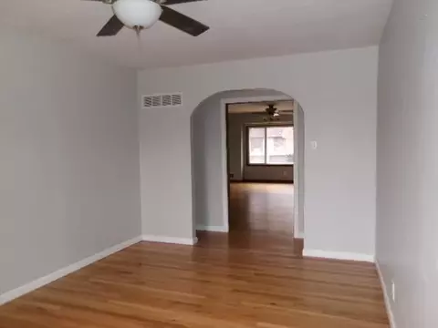 Living - 15412 E 42nd Pl, Independence, MO 64055 photo 4 of 5