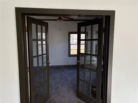 114 S High St, Arma, KS 66712 photo 5