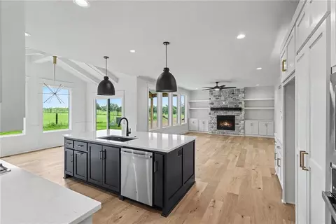 18425 Long St, Overland Park, KS 66013