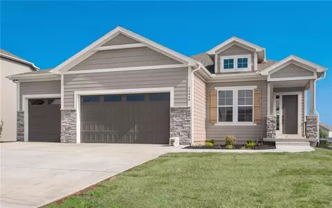24940 W 145th St, Olathe, KS 66061