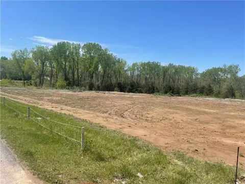 14500 E Kentucky Rd, Independence, MO 64050 photo 3