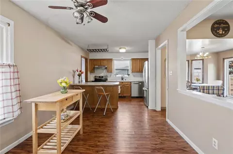 Entry Way - 416 Eldridge St, Lawrence, KS 66049 photo 4 of 4