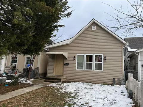 1043 Hasbrook Ave, Kansas City, KS 66105