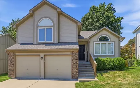 12336 S Albervan St, Olathe, KS 66062