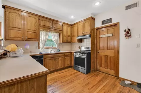 Kitchen - 2431 S Ponca Ave, Independence, MO 64057 photo 1 of 4