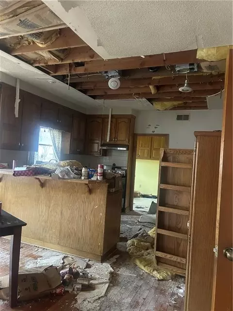 Kitchen - 2431 S Ponca Ave, Independence, MO 64057 photo 4 of 4