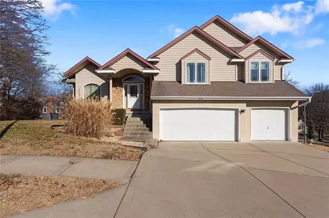 6958 N Atkins Ave, Kansas City, MO 64152